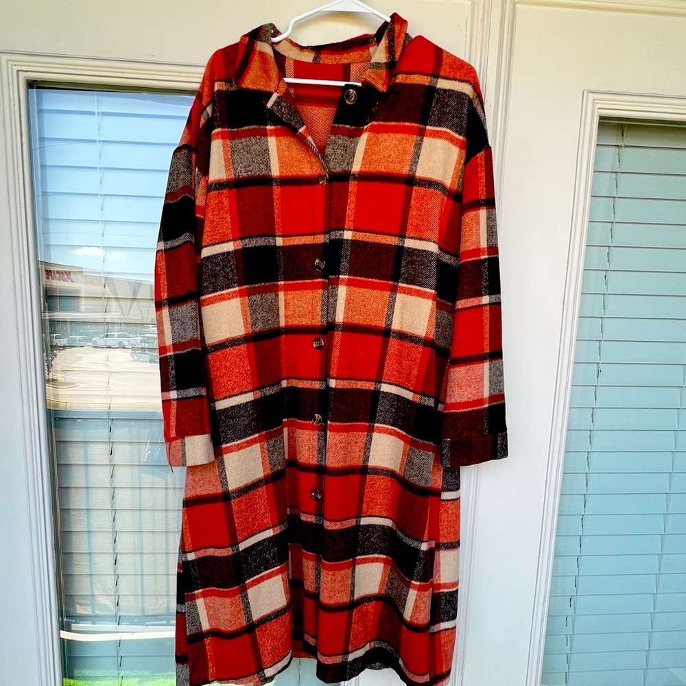 Oversized fleece jacket (orange and black)